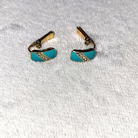 Kuwaiti Enamel & Crystal Clip Earrings 🇰🇼 - Picture 4 of 6